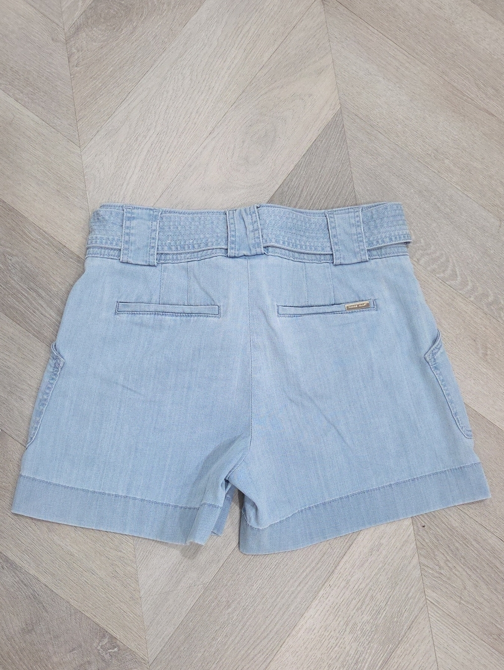 White House Black Market 5" Inseam High-Rise Tie-Waist Chambray Swing Shorts, 2 - Picture 3 of 5